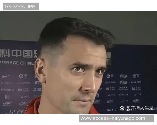 周定洋告别成都感慨万千称这是人生中最艰难的决定